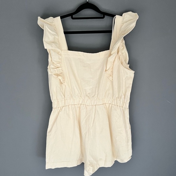 New Baltic Born Women’s Size XL Montgomery Denim Ivory Jean Romper Zip Flutter - Picture 4 of 5